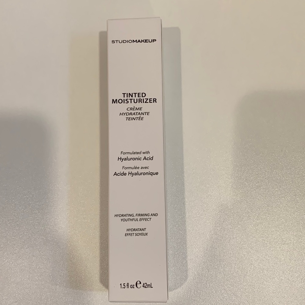 Studio Makeup Tinted Moisturizer- Honey